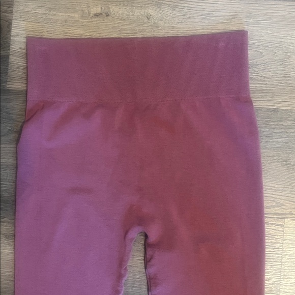 Feathers Maternity Women’s Seamless Leggings Comfortable Soft Cozy Size Small - Picture 2 of 10